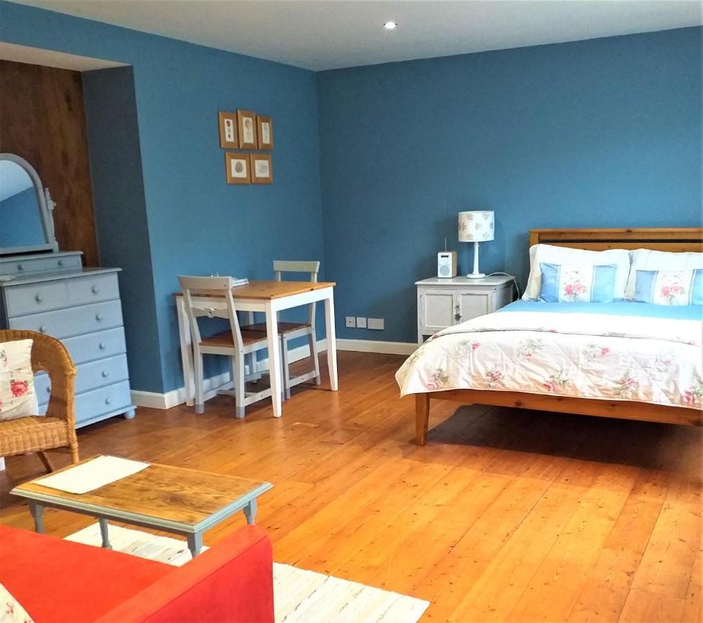 Lobhill Farmhouse Bed And Breakfast And Self Catering Accommodation Okehampton Kültér fotó