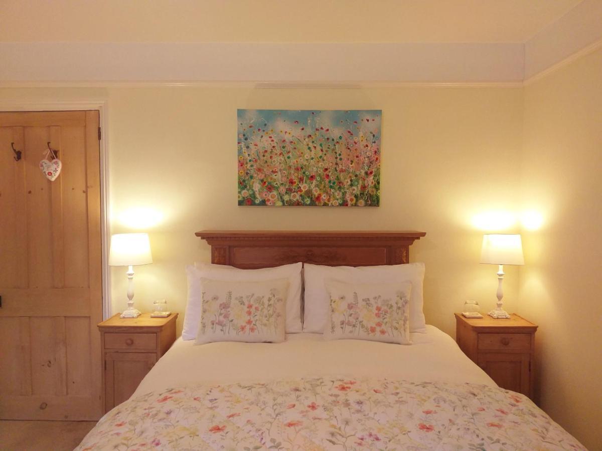 Lobhill Farmhouse Bed And Breakfast And Self Catering Accommodation Okehampton Kültér fotó
