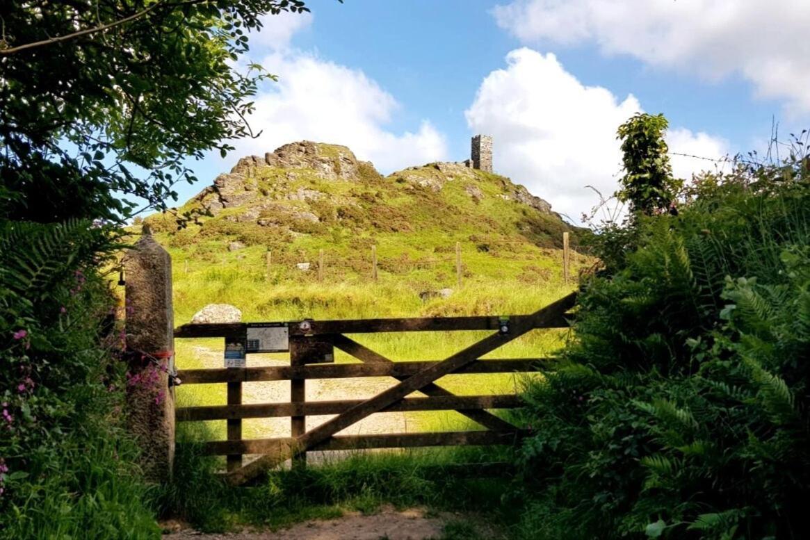 Lobhill Farmhouse Bed And Breakfast And Self Catering Accommodation Okehampton Szoba fotó